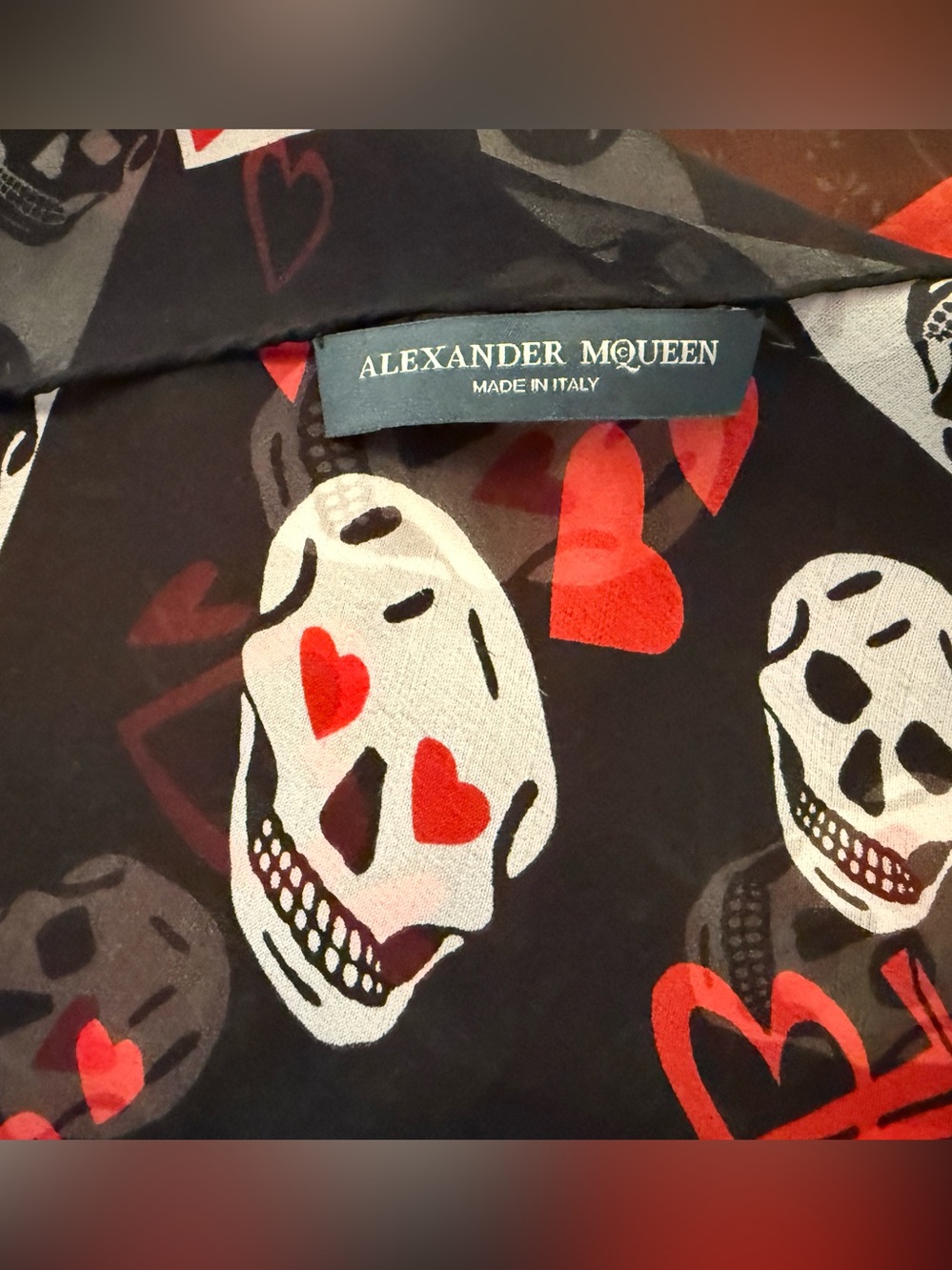 Gorgeous Alexander McQueen logo chiffon silk scarf - Picture 10 of 13